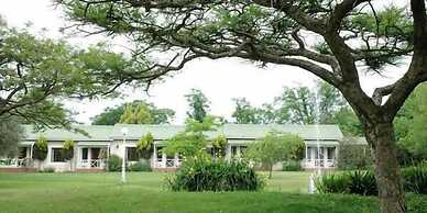 Ascot Inn