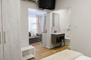 Four Palms Accommodation
