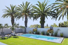 Four Palms Accommodation