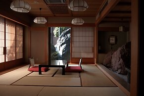 Meiseki No Yado Kagetsu