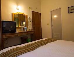Seahome Hotel