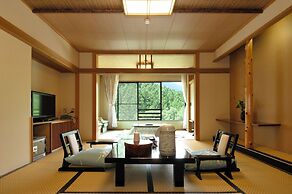 Minakamisanso