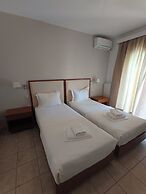 Stavros Beach Hotel