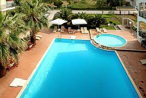 Stavros Beach Hotel