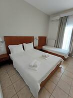 Stavros Beach Hotel