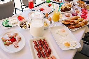 Stavros Beach Hotel