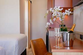The Queens Hotel Gladstone