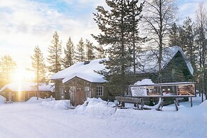 Kuukkeli Apartments Hirvas