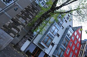 Lint Hotel