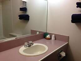Plains Motor Inn