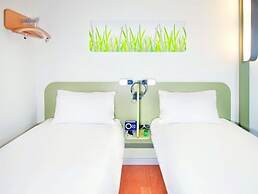 ibis budget Marseille la Valentine