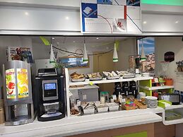 ibis budget Marseille la Valentine