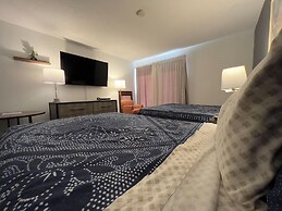 Monashee Motel