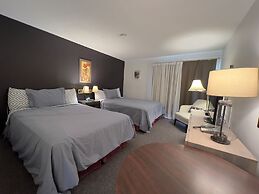 Monashee Motel