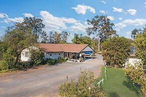 Castlereagh Motor Inn