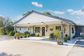Castlereagh Motor Inn