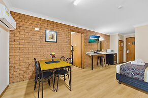 Castlereagh Motor Inn