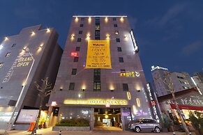 Hotel Stay 53