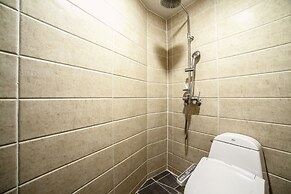 Hotel Stay 53