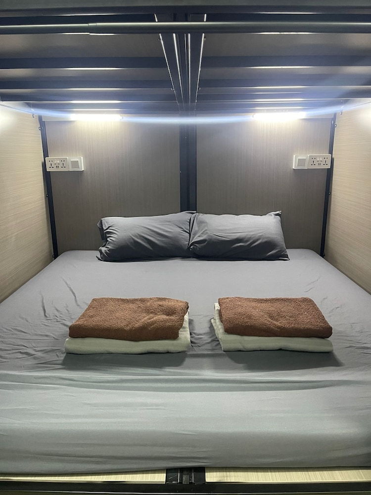Meadows Hostel