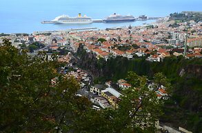 VILA TOCA by brugrani