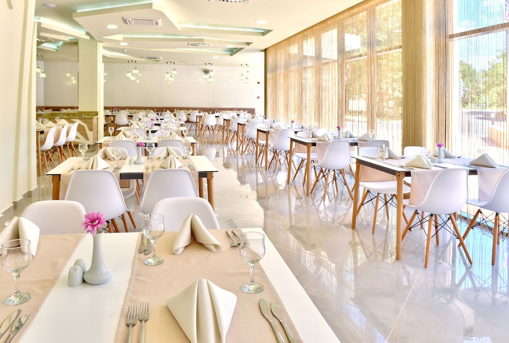 Hotel Grifid Foresta  Adults Only