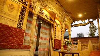 Aziz Palace