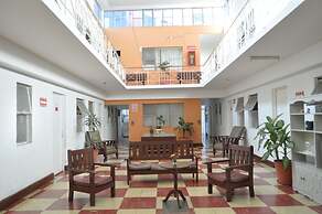 Hotel Metropolitan I