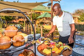 Bambuu Lakeside Lodge