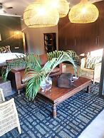 Bambuu Lakeside Lodge