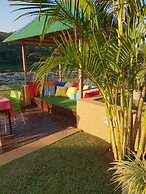 Bambuu Lakeside Lodge
