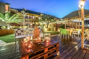 Bambuu Lakeside Lodge