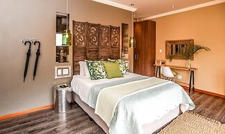Bambuu Lakeside Lodge