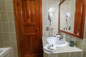 Hotel Anna Inn