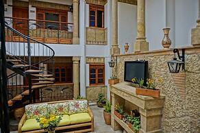 Hotel Campanario Real
