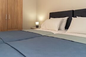 Acapulco Marinos Studios & Apartments