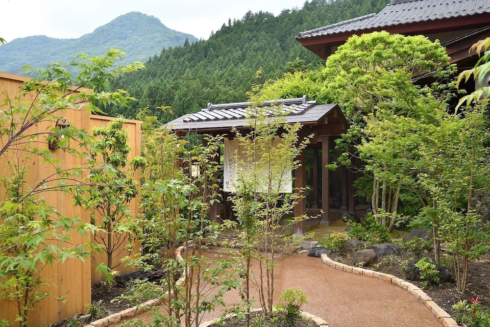 Shima Onsen YOSHIMOTO