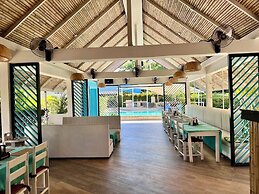 Naiharn Beach Resort