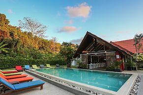 Naiharn Beach Resort