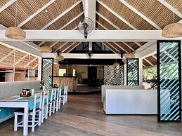 Naiharn Beach Resort