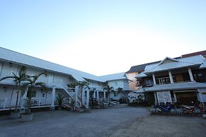 Rinlada House