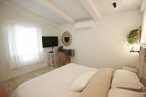 The White Cabins - View