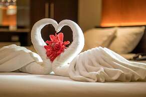 M Citi Suites