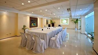 M Citi Suites