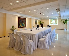 M Citi Suites