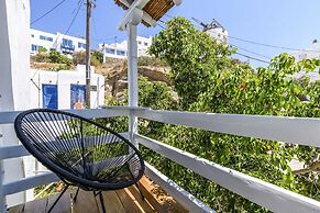 Dimele Rooms & Studios