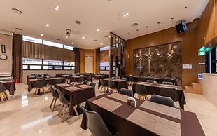Honors Hotel