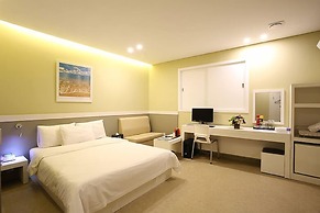 Honors Hotel