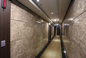 Honors Hotel