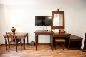 Luckswan resort